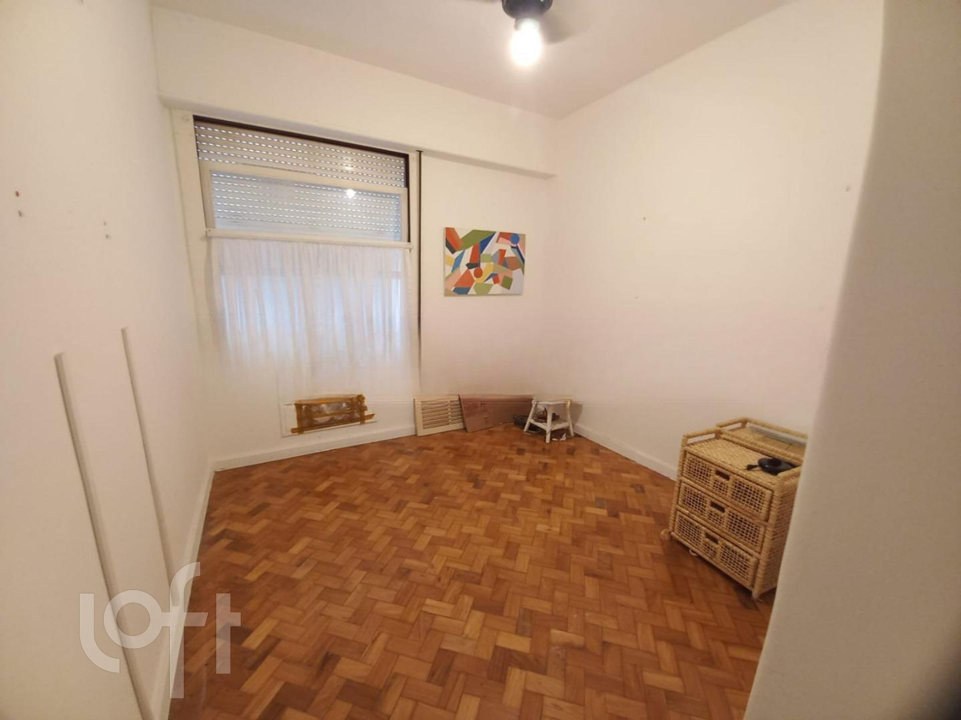 Apartamento à venda com 4 quartos, 194m² - Foto 2