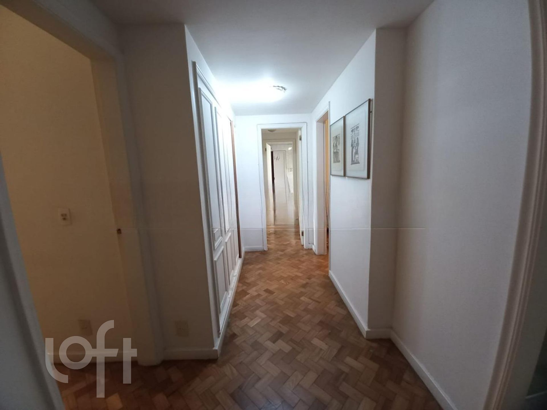 Apartamento à venda com 4 quartos, 194m² - Foto 9