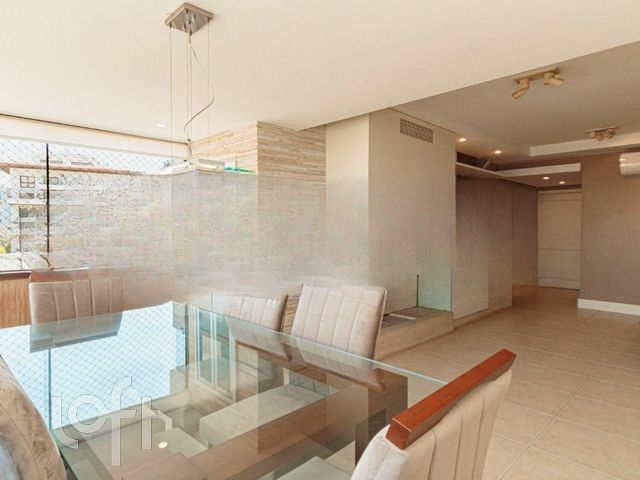 Apartamento com 89m², 3 dormitórios, 1 suíte, 2 vagas, Bela Vista em Porto Alegre