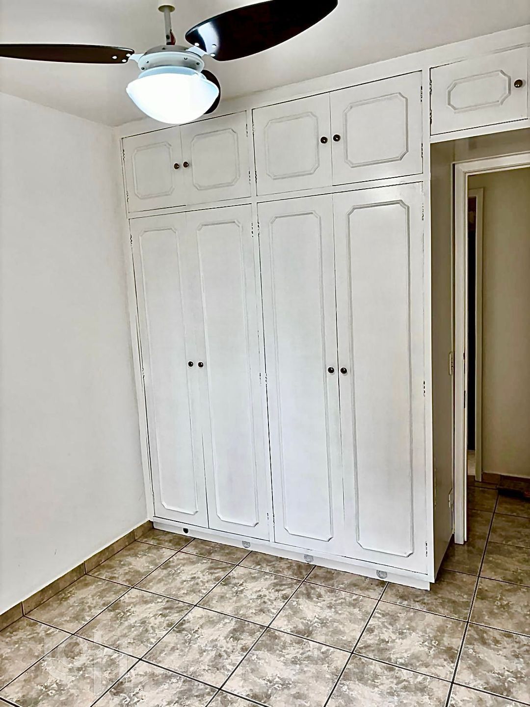 Apartamento à venda com 2 quartos, 70m² - Foto 8