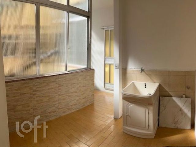 Apartamento com 60m², 2 dormitórios, Santana em Porto Alegre