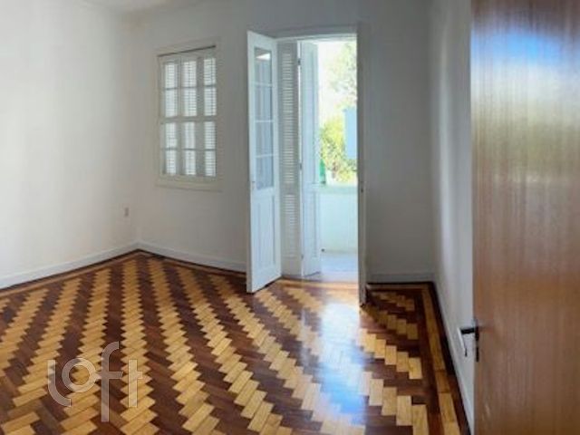 Apartamento com 60m², 2 dormitórios, Santana em Porto Alegre