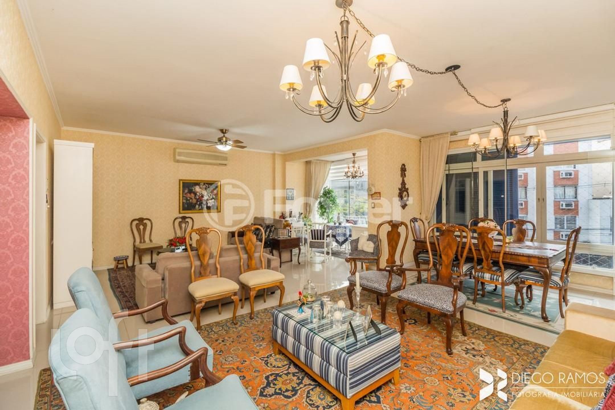 Apartamento com 177m², 3 dormitórios, 3 suítes, 1 vaga, Petrópolis em Porto Alegre