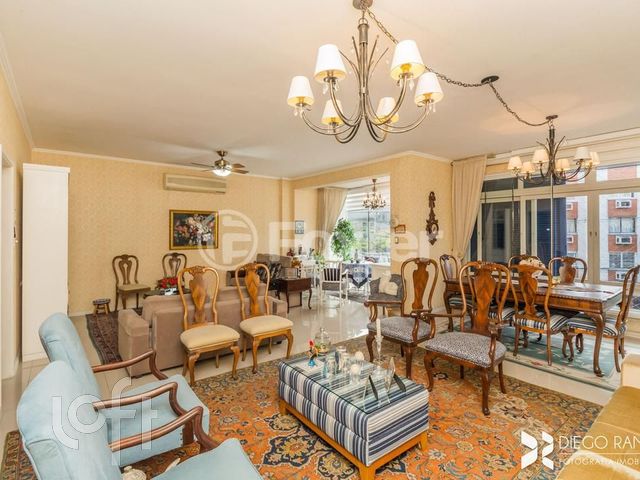 Apartamento com 177m², 3 dormitórios, 3 suítes, 1 vaga, Petrópolis em Porto Alegre