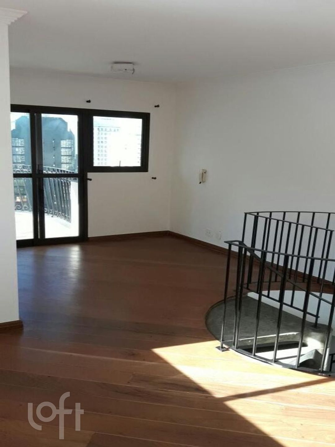 Apartamento à venda com 2 quartos, 187m² - Foto 2