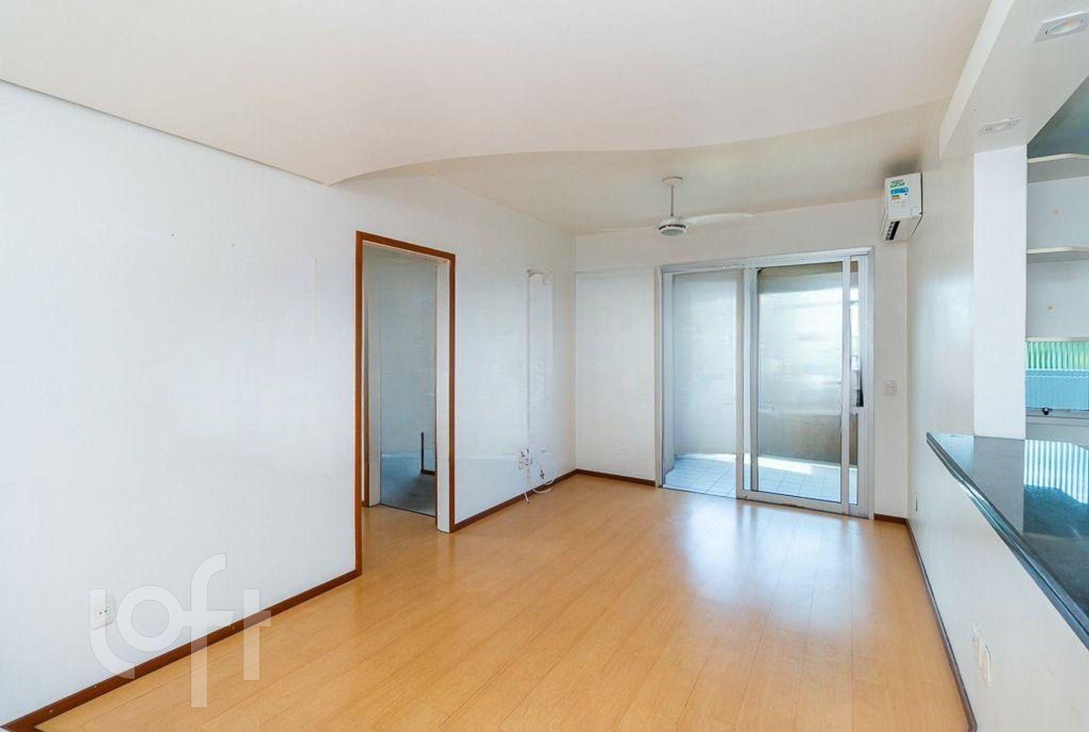 Apartamento com 75m², 2 dormitórios, 1 suíte, 1 vaga, Menino Deus em Porto Alegre