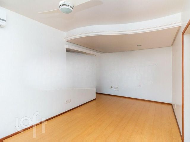 Apartamento com 75m², 2 dormitórios, 1 suíte, 1 vaga, Menino Deus em Porto Alegre