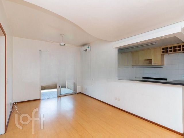 Apartamento com 75m², 2 dormitórios, 1 suíte, 1 vaga, Menino Deus em Porto Alegre
