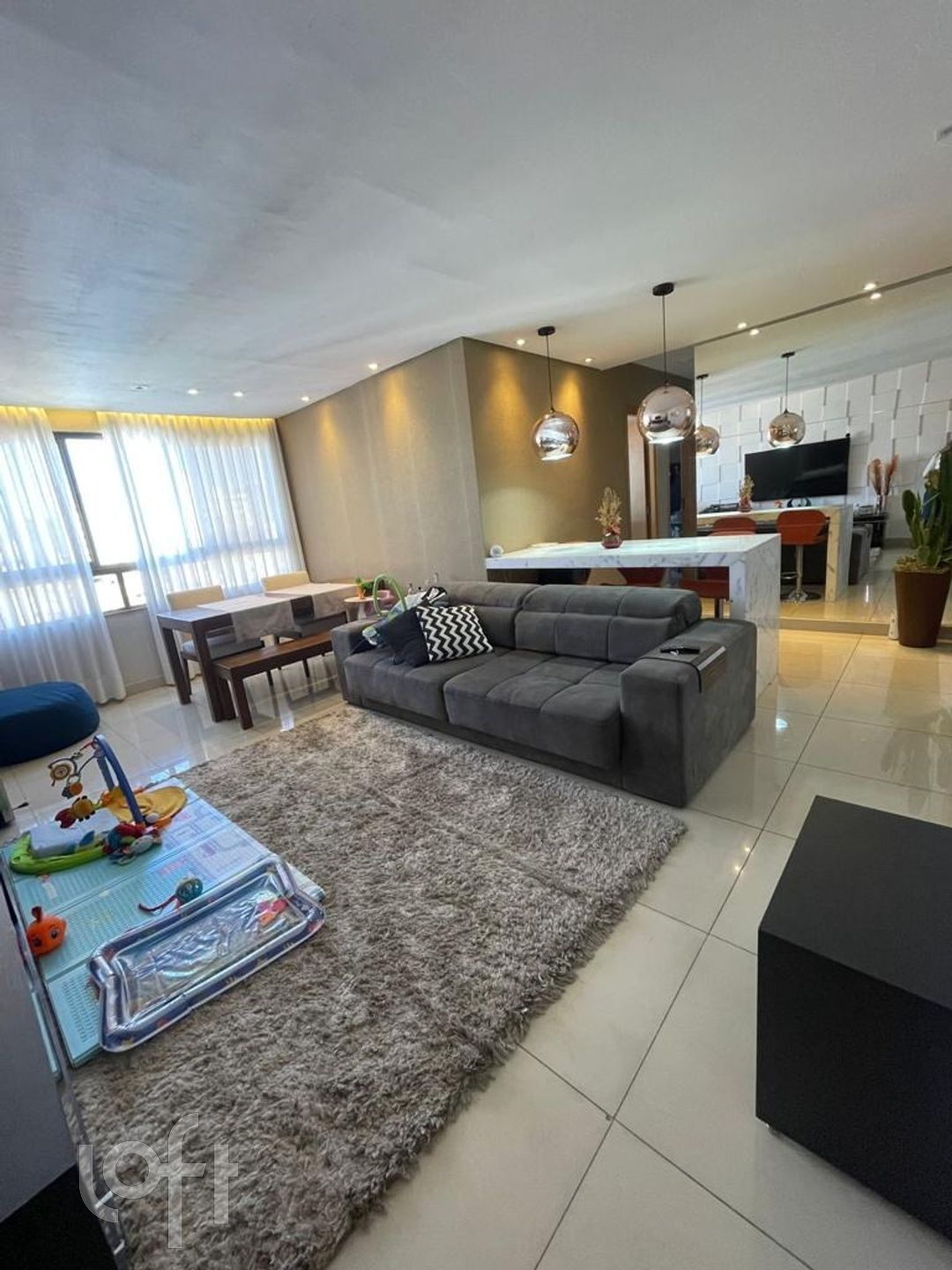 Apartamento à venda com 3 quartos, 87m² - Foto 2