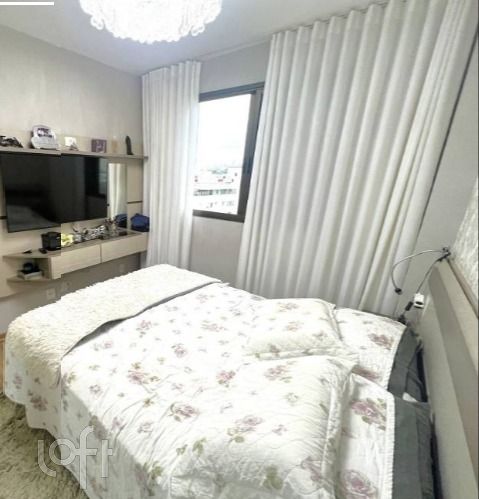 Apartamento à venda com 3 quartos, 87m² - Foto 10