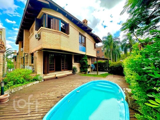 Casa em Condomínio com 255m², 4 dormitórios, 1 suíte, 2 vagas, Boa Vista em Porto Alegre