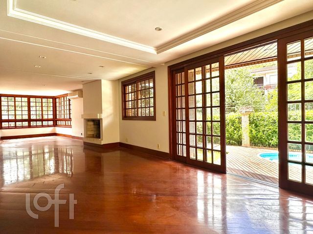 Casa em Condomínio com 255m², 4 dormitórios, 1 suíte, 2 vagas, Boa Vista em Porto Alegre