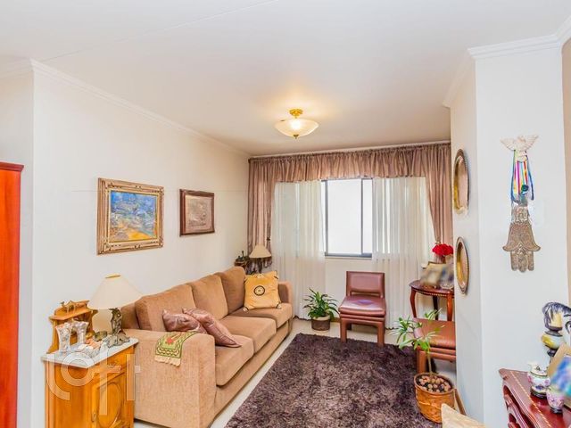 Apartamento com 212m², 3 dormitórios, 1 suíte, 2 vagas, Boa Vista em Porto Alegre