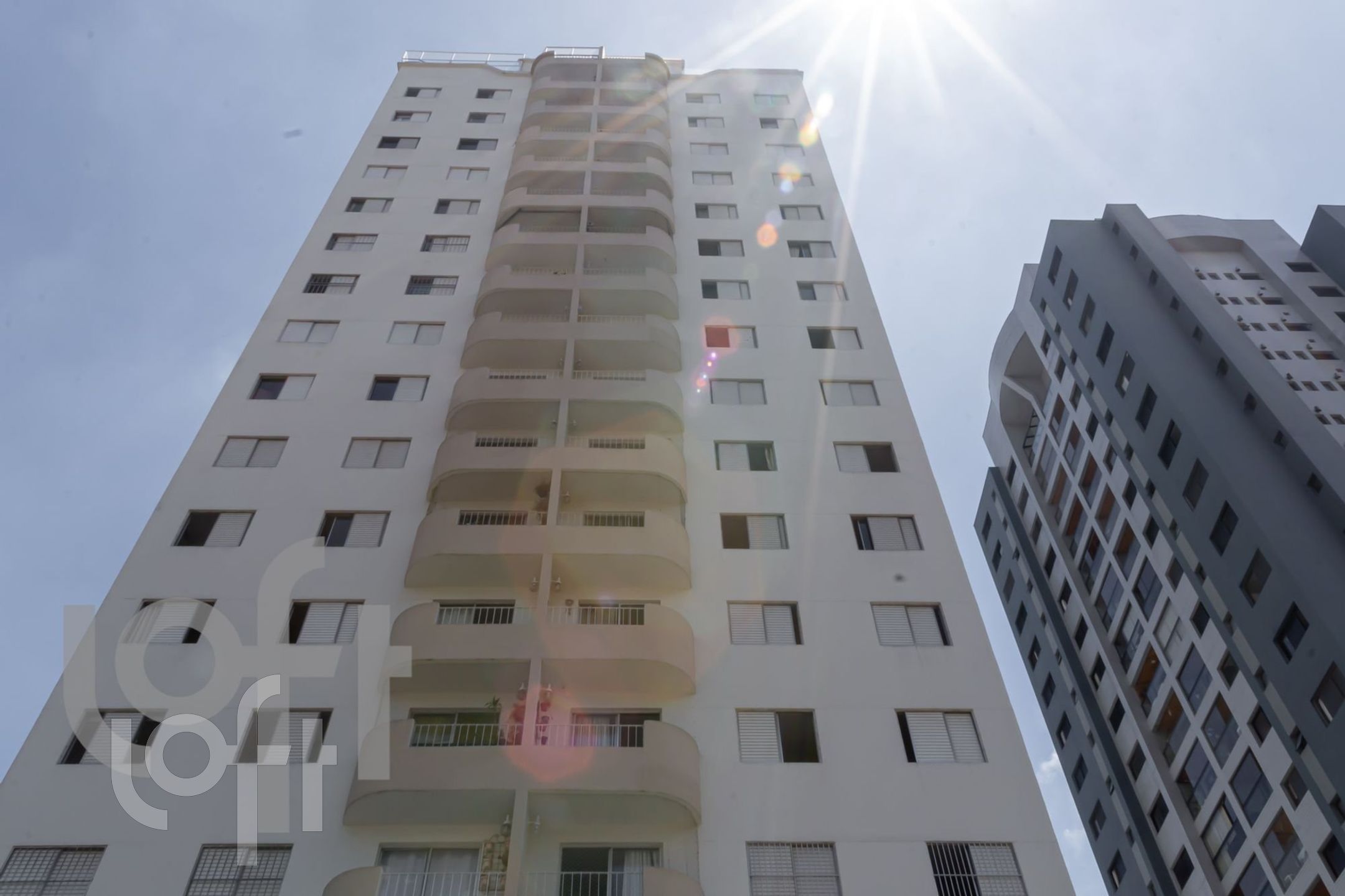 Apartamento à venda com 3 quartos, 73m² - Foto 1