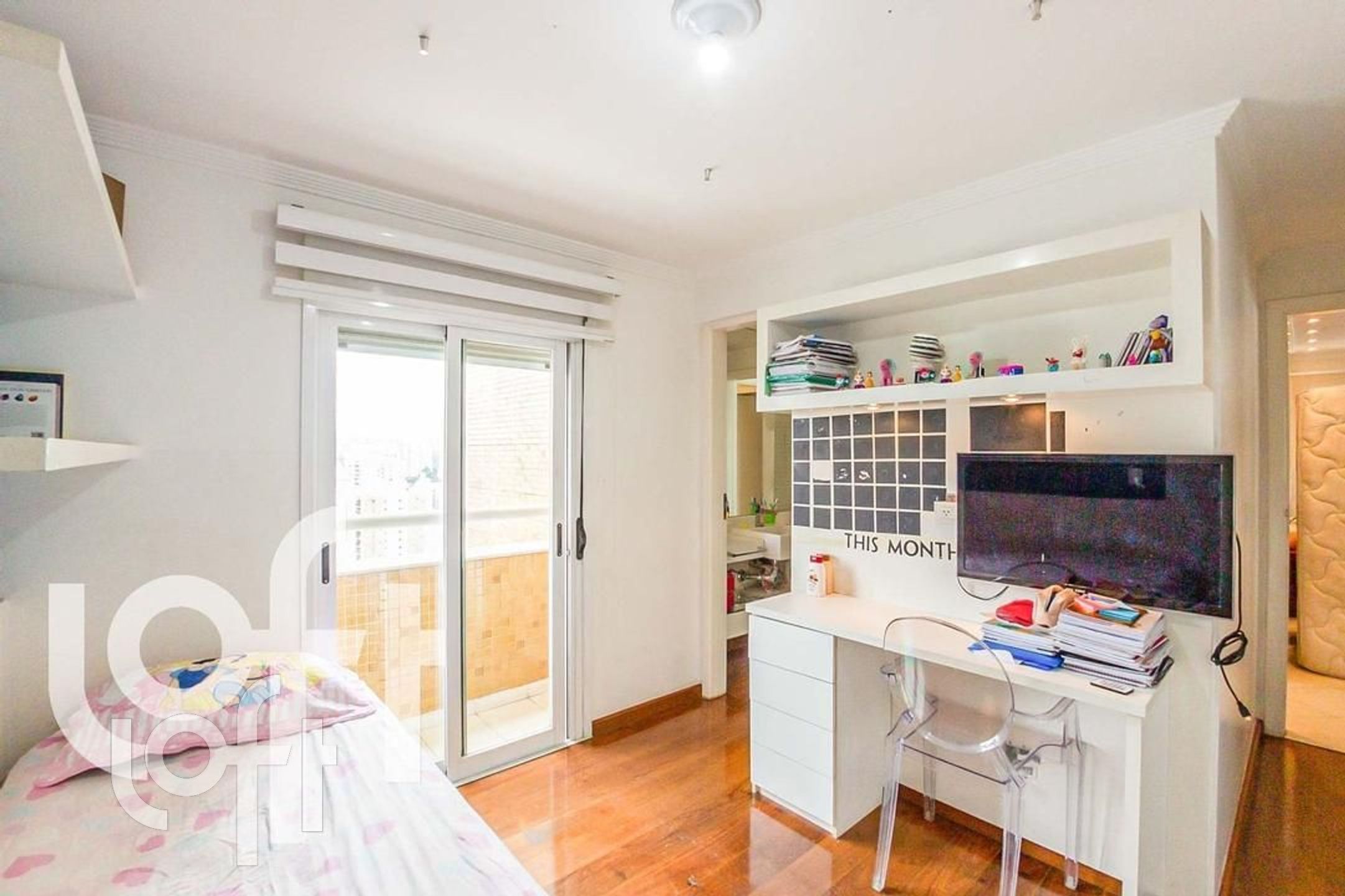 Apartamento à venda com 3 quartos, 240m² - Foto 9