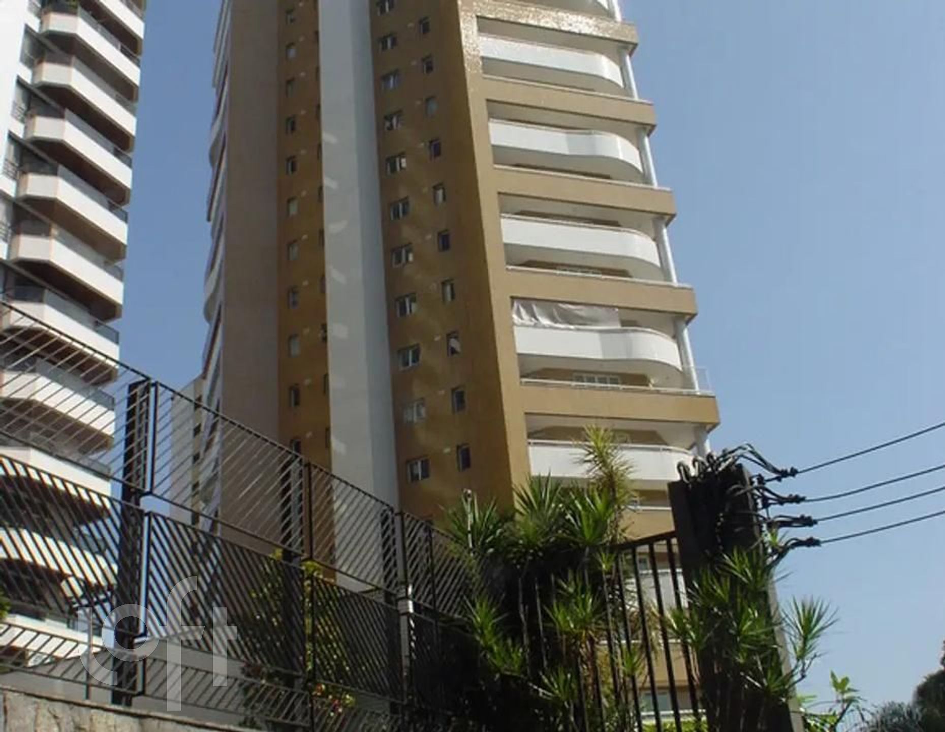 Apartamento à venda com 3 quartos, 240m² - Foto 56