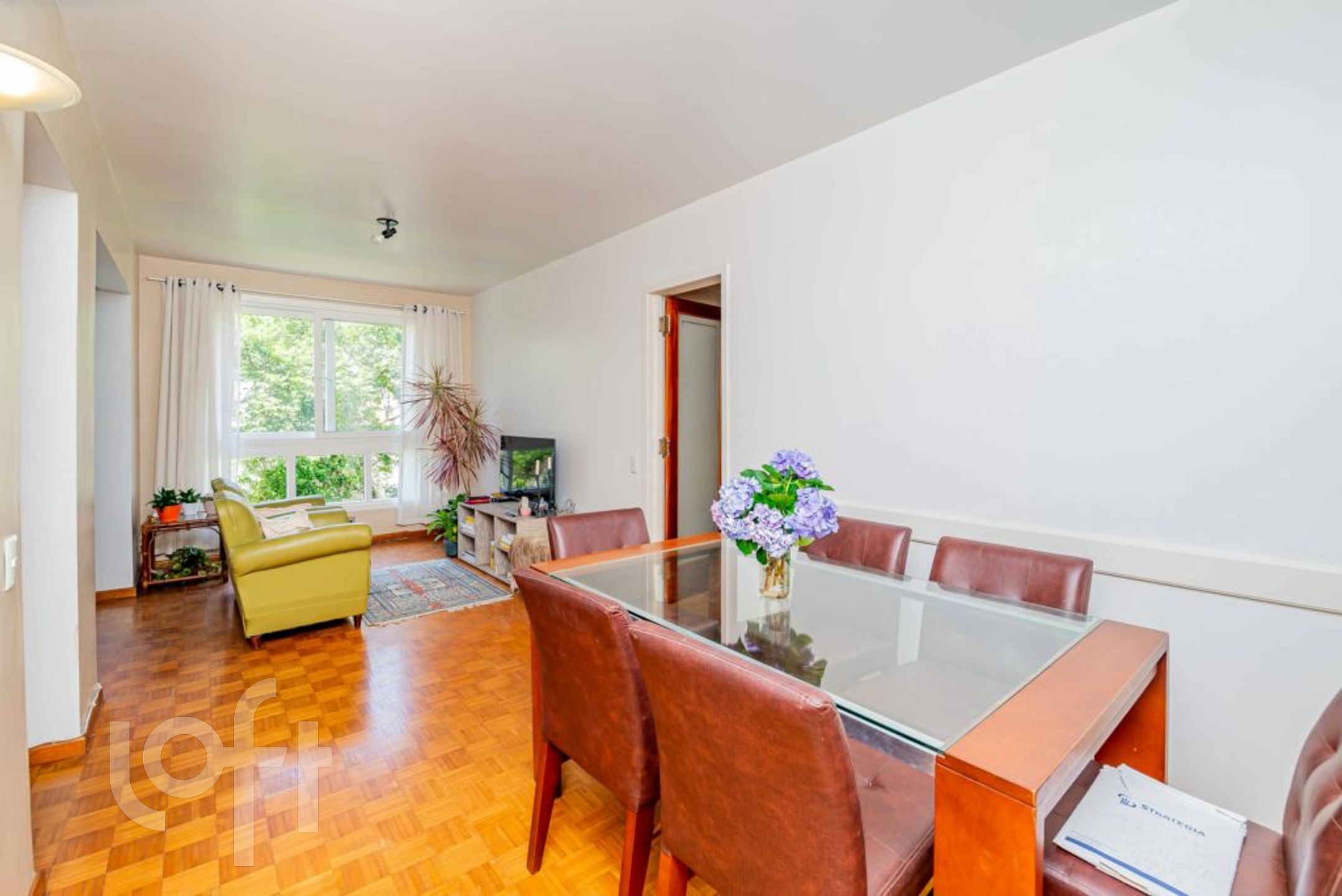 Apartamento com 114m², 3 dormitórios, 1 suíte, 1 vaga, Bela Vista em Porto Alegre