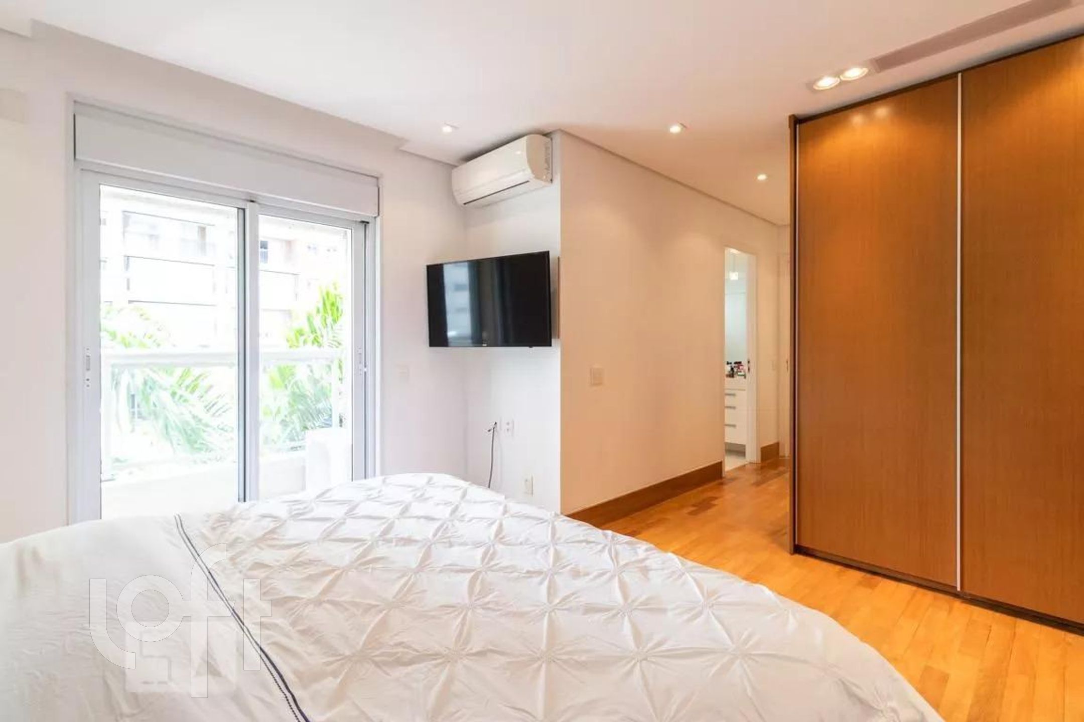 Apartamento à venda com 2 quartos, 134m² - Foto 17