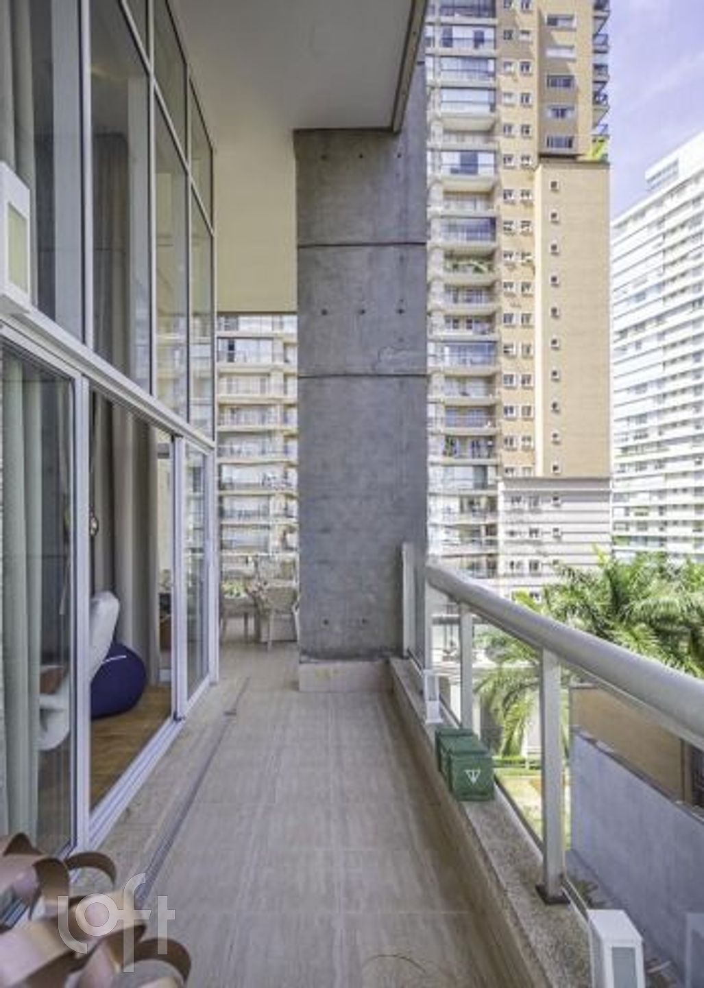 Apartamento à venda com 2 quartos, 134m² - Foto 3