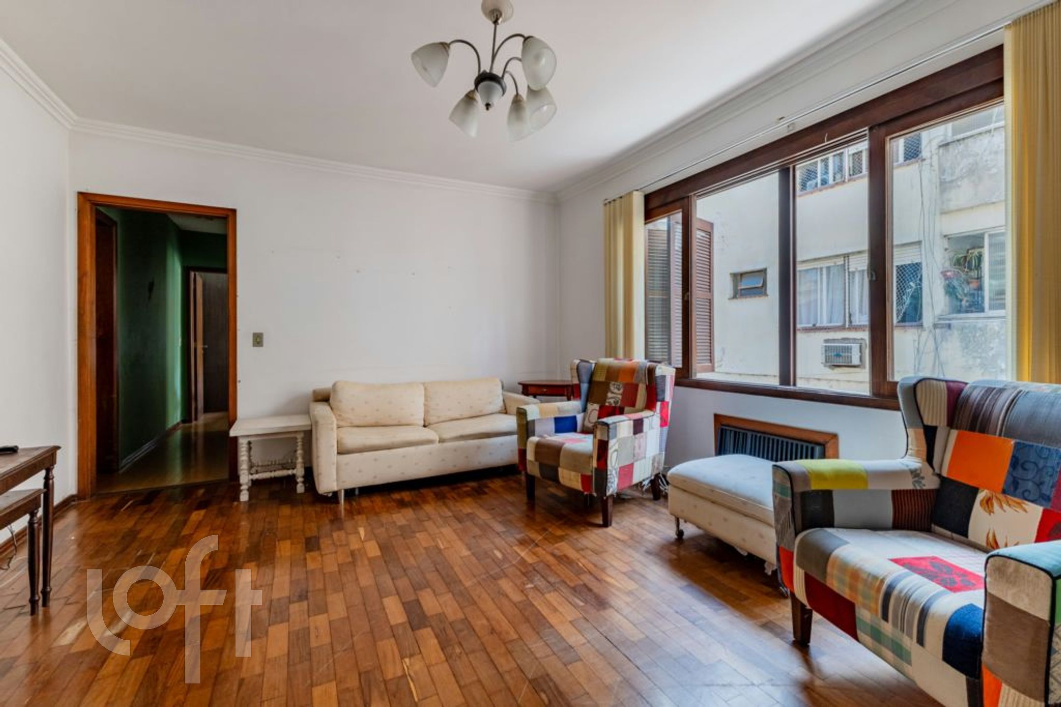 Apartamento com 76m², 2 dormitórios, 1 vaga, Auxiliadora em Porto Alegre