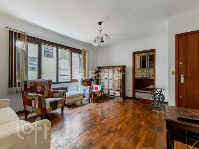 Apartamento com 76m², 2 dormitórios, 1 vaga, Auxiliadora em Porto Alegre