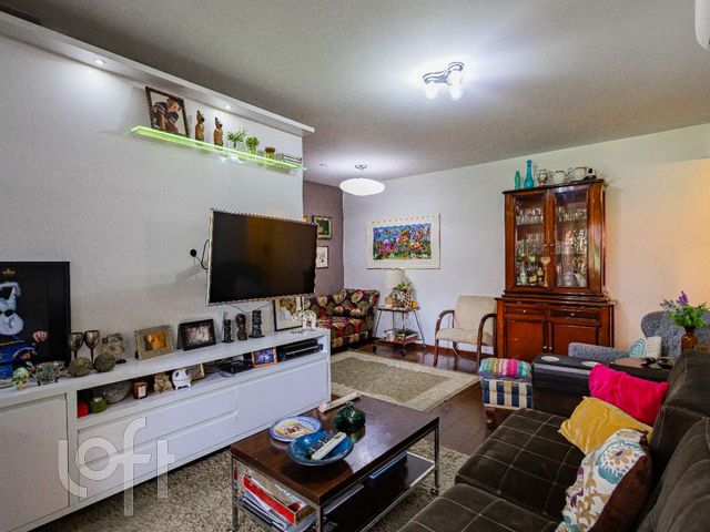 Apartamento com 88m², 2 dormitórios, 1 suíte, 1 vaga, Petrópolis em Porto Alegre