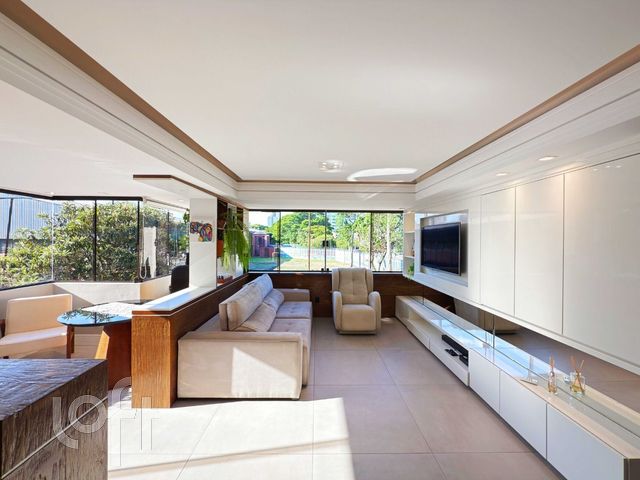 Apartamento com 90m², 2 dormitórios, 1 suíte, 1 vaga, Menino Deus em Porto Alegre