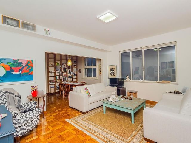 Apartamento com 141m², 3 dormitórios, Moinhos de Vento em Porto Alegre