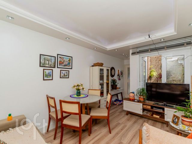 Apartamento com 64m², 2 dormitórios, Santana em Porto Alegre