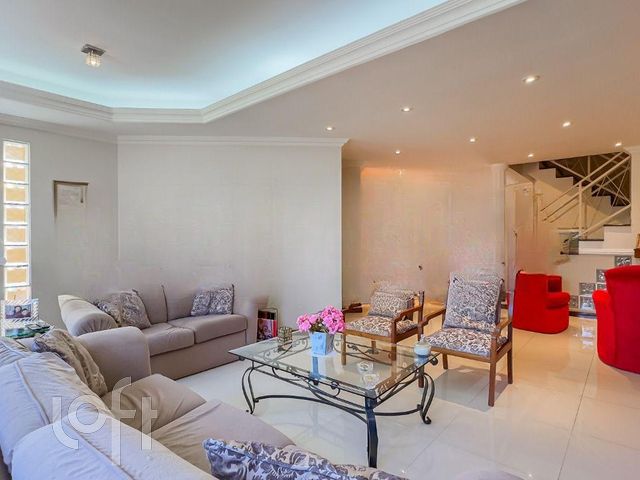 Casa com 261m², 3 dormitórios, 1 suíte, Chácara das Pedras em Porto Alegre