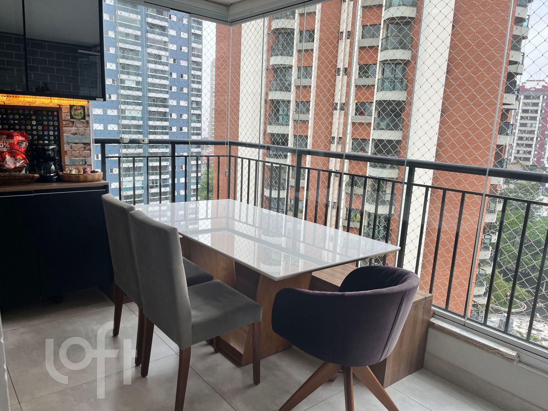 Apartamento à venda com 2 quartos, 69m² - Foto 3