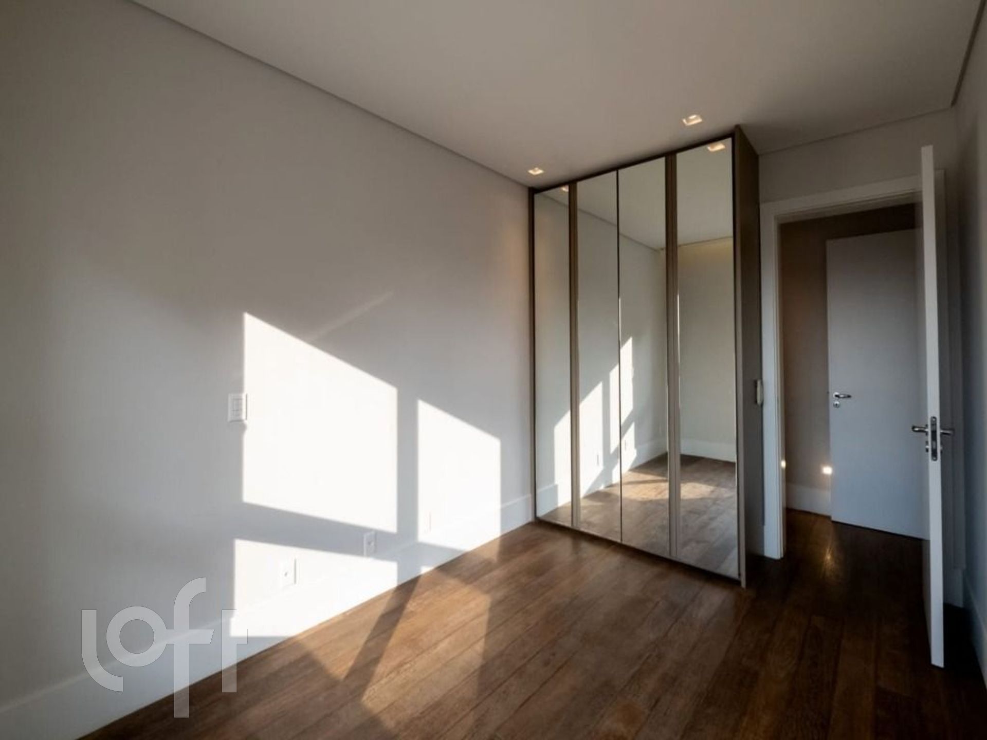 Apartamento à venda com 4 quartos, 274m² - Foto 26