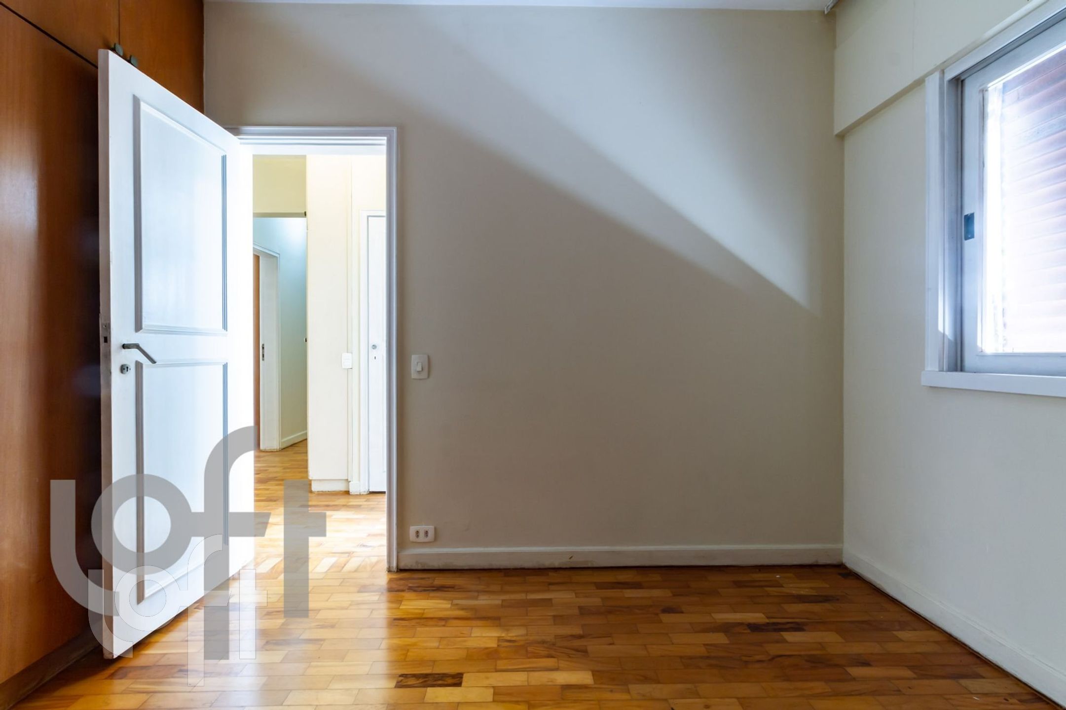 Apartamento à venda com 4 quartos, 260m² - Foto 7