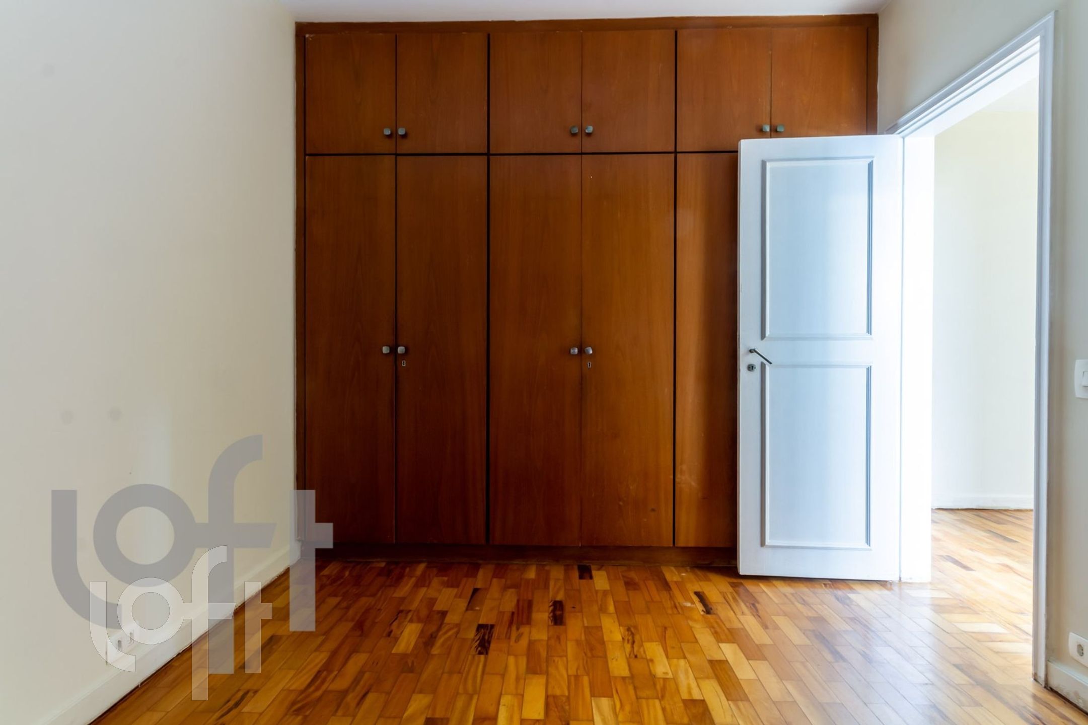 Apartamento à venda com 4 quartos, 260m² - Foto 8