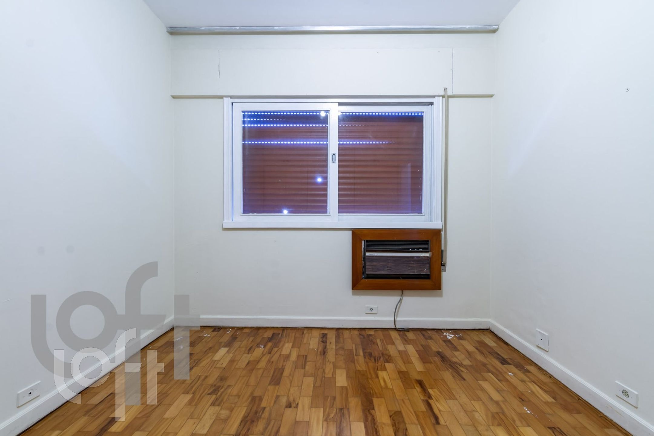 Apartamento à venda com 4 quartos, 260m² - Foto 5