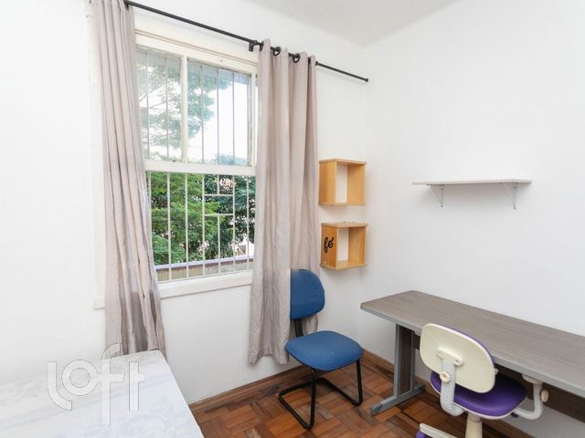 Apartamento com 94m², 3 dormitórios, 1 suíte, 1 vaga, Rio Branco em Porto Alegre