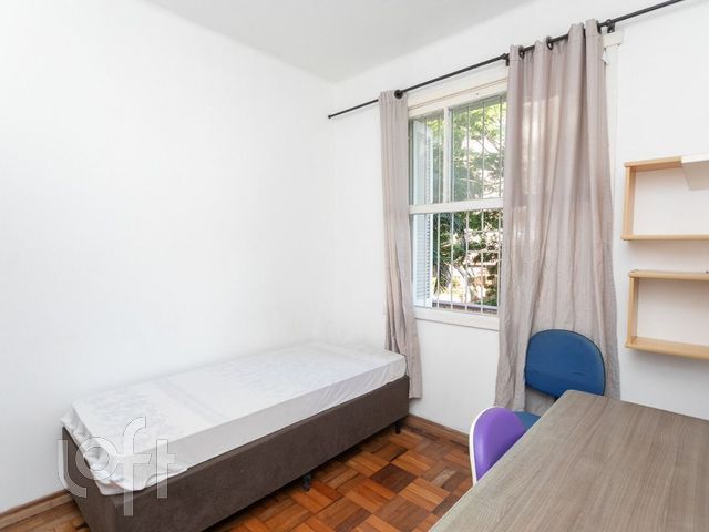 Apartamento com 94m², 3 dormitórios, 1 suíte, 1 vaga, Rio Branco em Porto Alegre