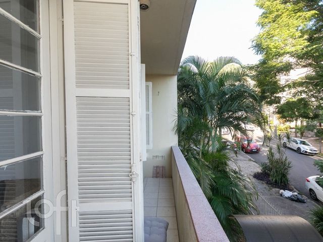 Apartamento com 94m², 3 dormitórios, 1 suíte, 1 vaga, Rio Branco em Porto Alegre