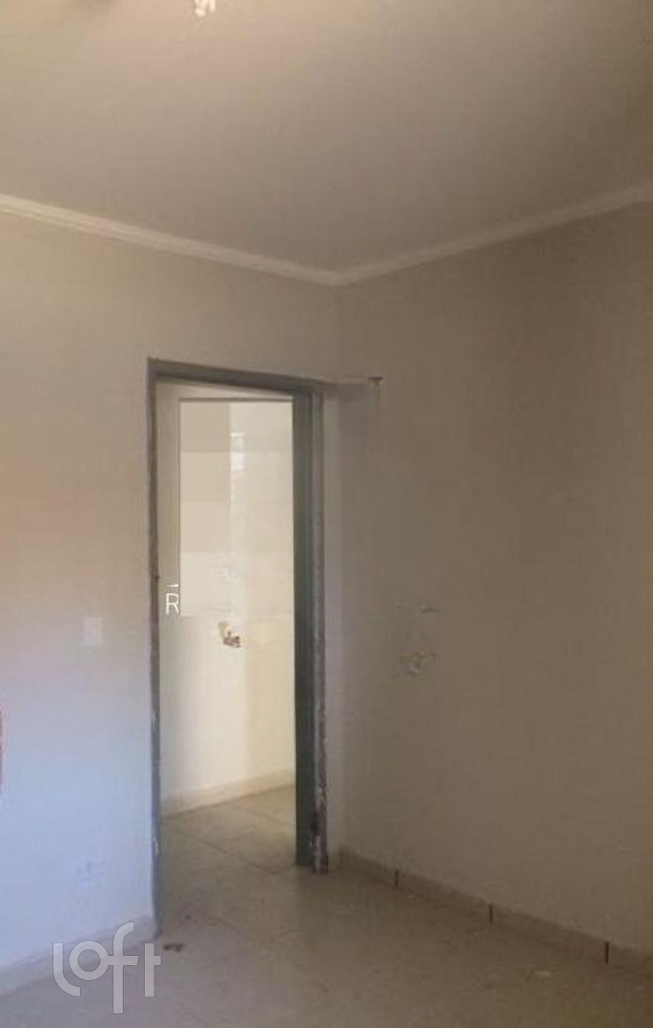 Casa à venda com 4 quartos, 630m² - Foto 2