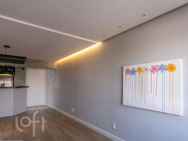 Apartamento com 62m², 2 dormitórios, 1 suíte, 2 vagas, Petrópolis em Porto Alegre