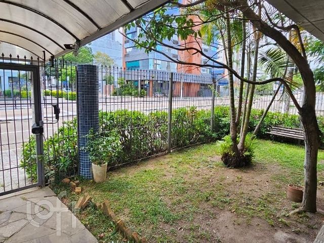 Apartamento com 73m², 2 dormitórios, 1 vaga, Menino Deus em Porto Alegre