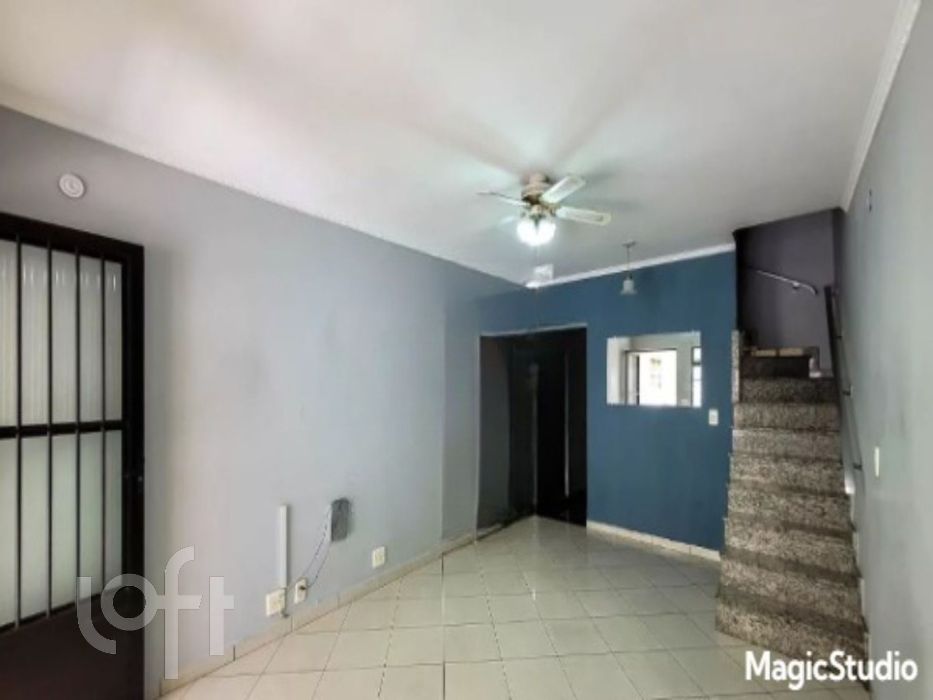 Casa à venda com 3 quartos, 100m² - Foto 1