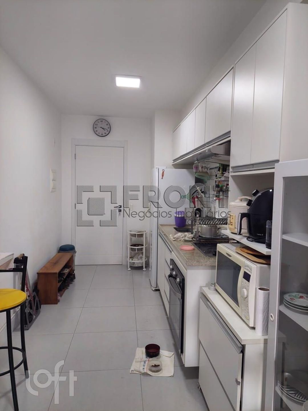 Apartamento à venda com 1 quarto, 43m² - Foto 9