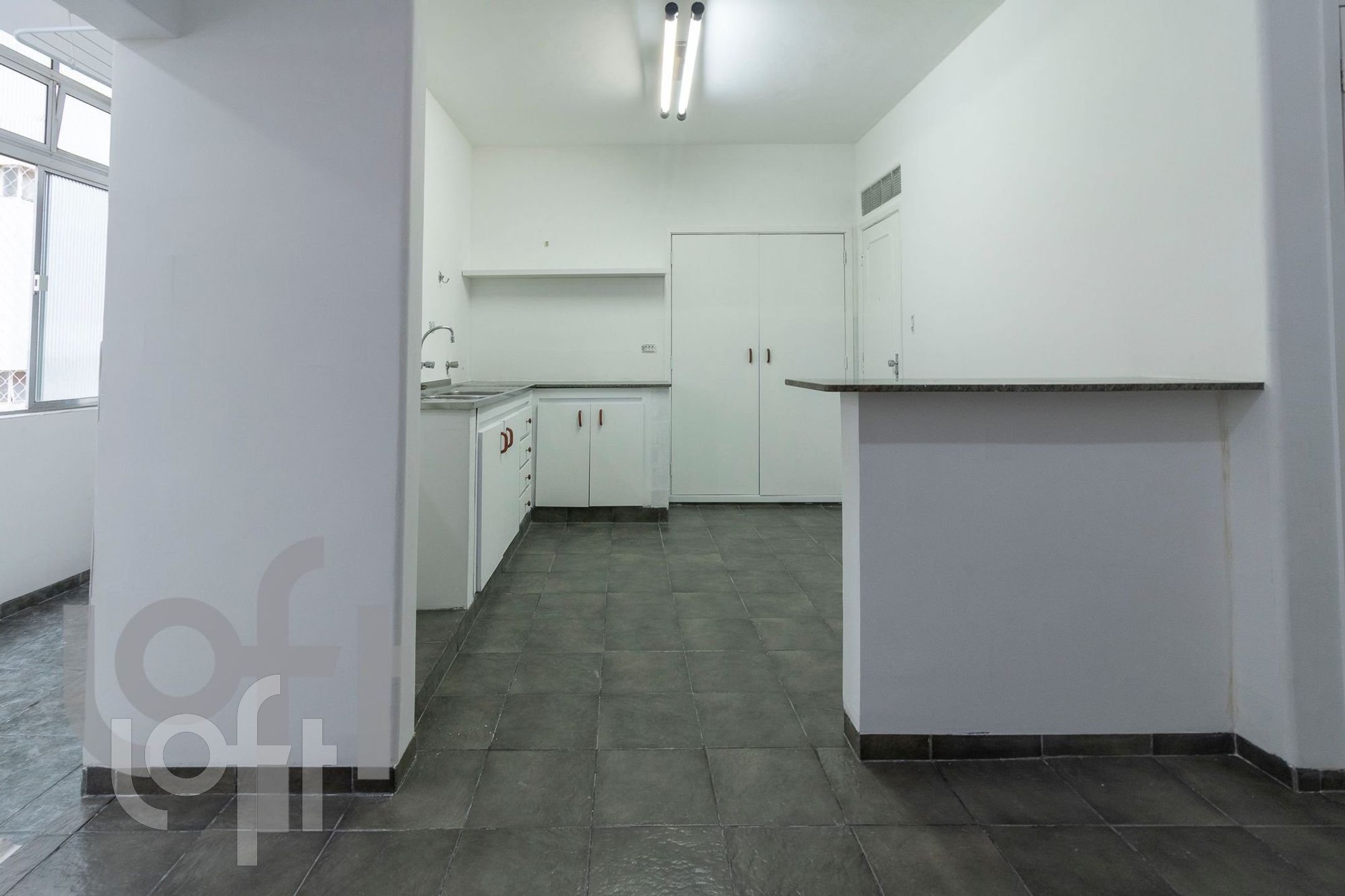 Apartamento à venda com 3 quartos, 142m² - Foto 26