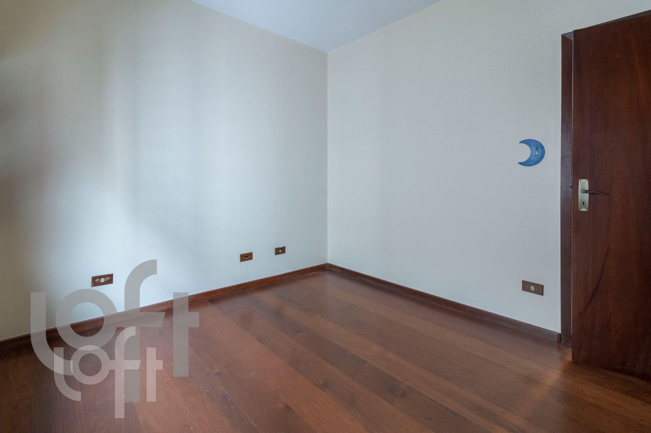 Apartamento à venda com 3 quartos, 142m² - Foto 12