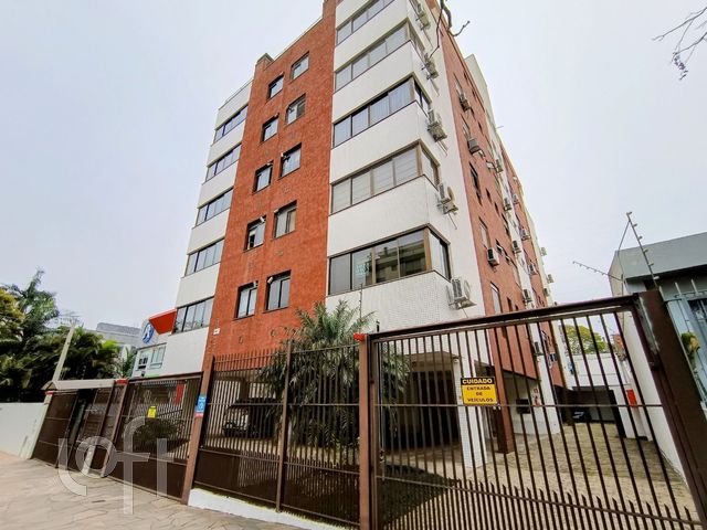 Apartamento com 72m², 2 dormitórios, 1 suíte, 1 vaga, Vila Ipiranga em Porto Alegre