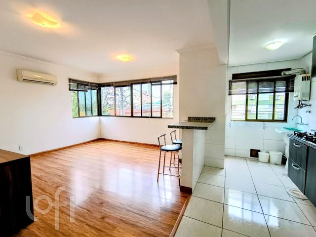 Apartamento com 72m², 2 dormitórios, 1 suíte, 1 vaga, Vila Ipiranga em Porto Alegre