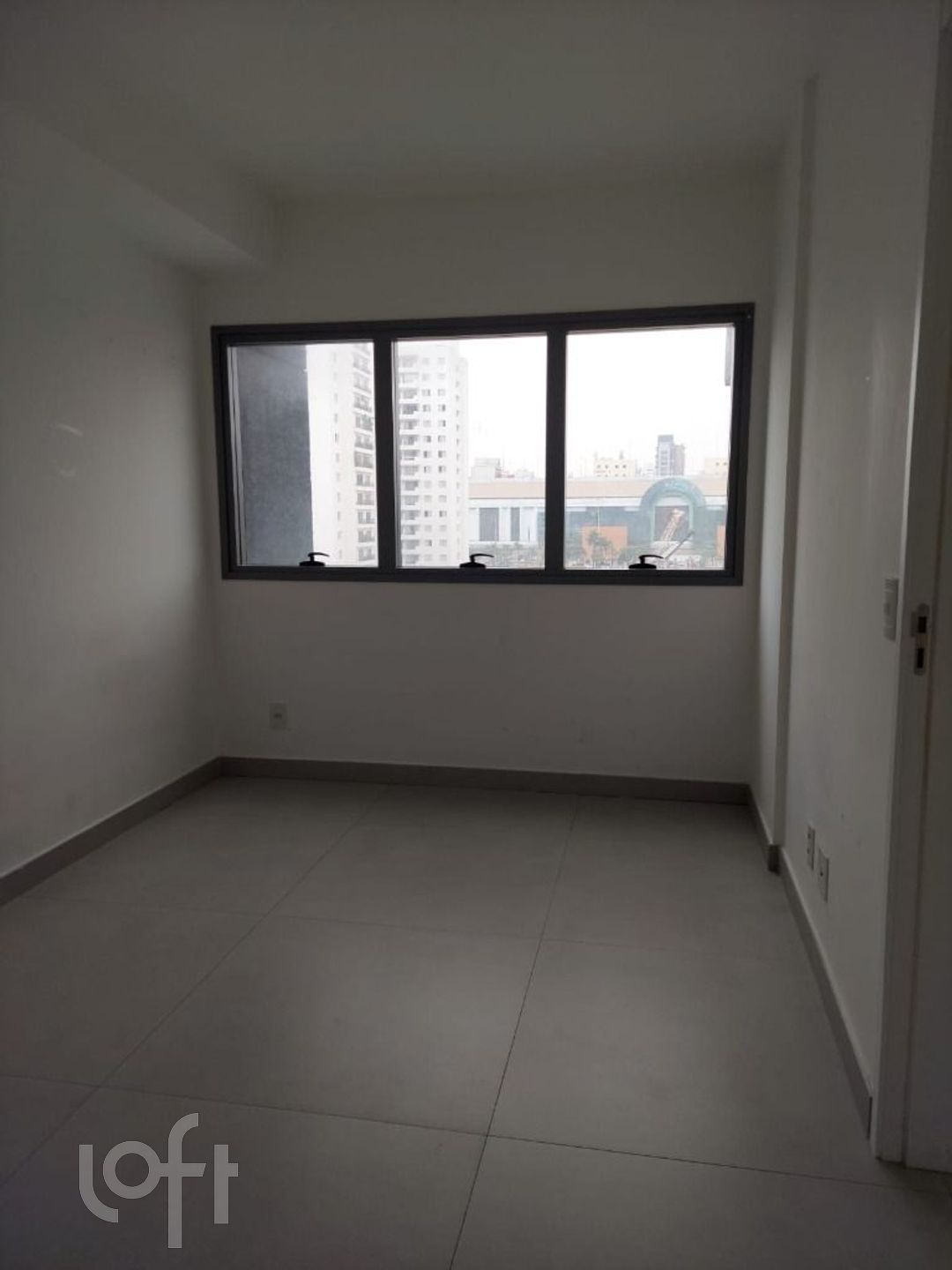 Apartamento à venda com 1 quarto, 52m² - Foto 15