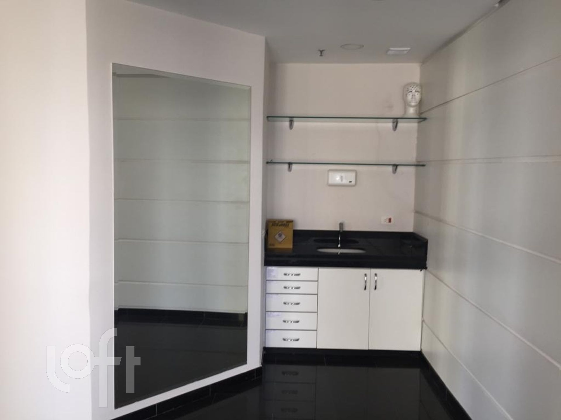 Apartamento à venda com 1 quarto, 42m² - Foto 1