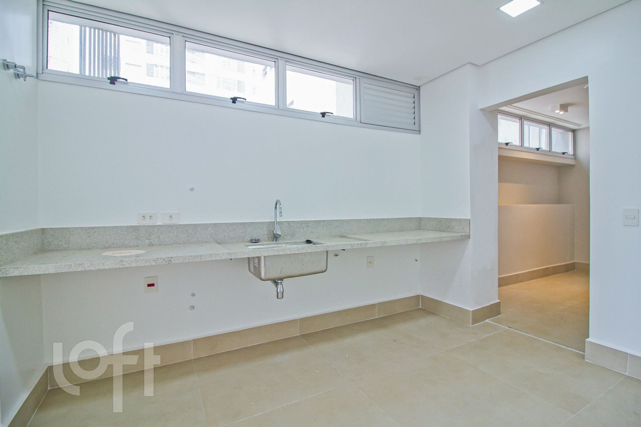 Apartamento à venda com 2 quartos, 210m² - Foto 23